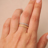 Luna Band Ring