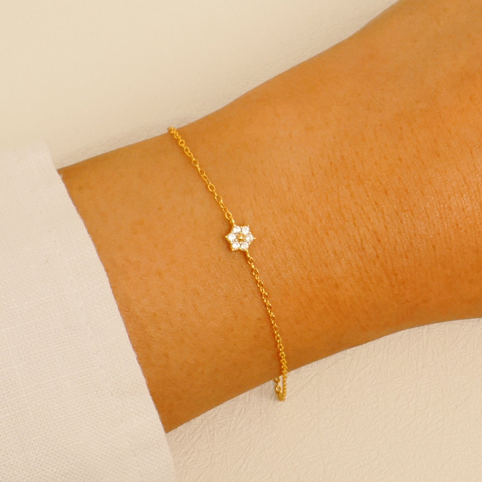 Daisy Bloom Bracelet
