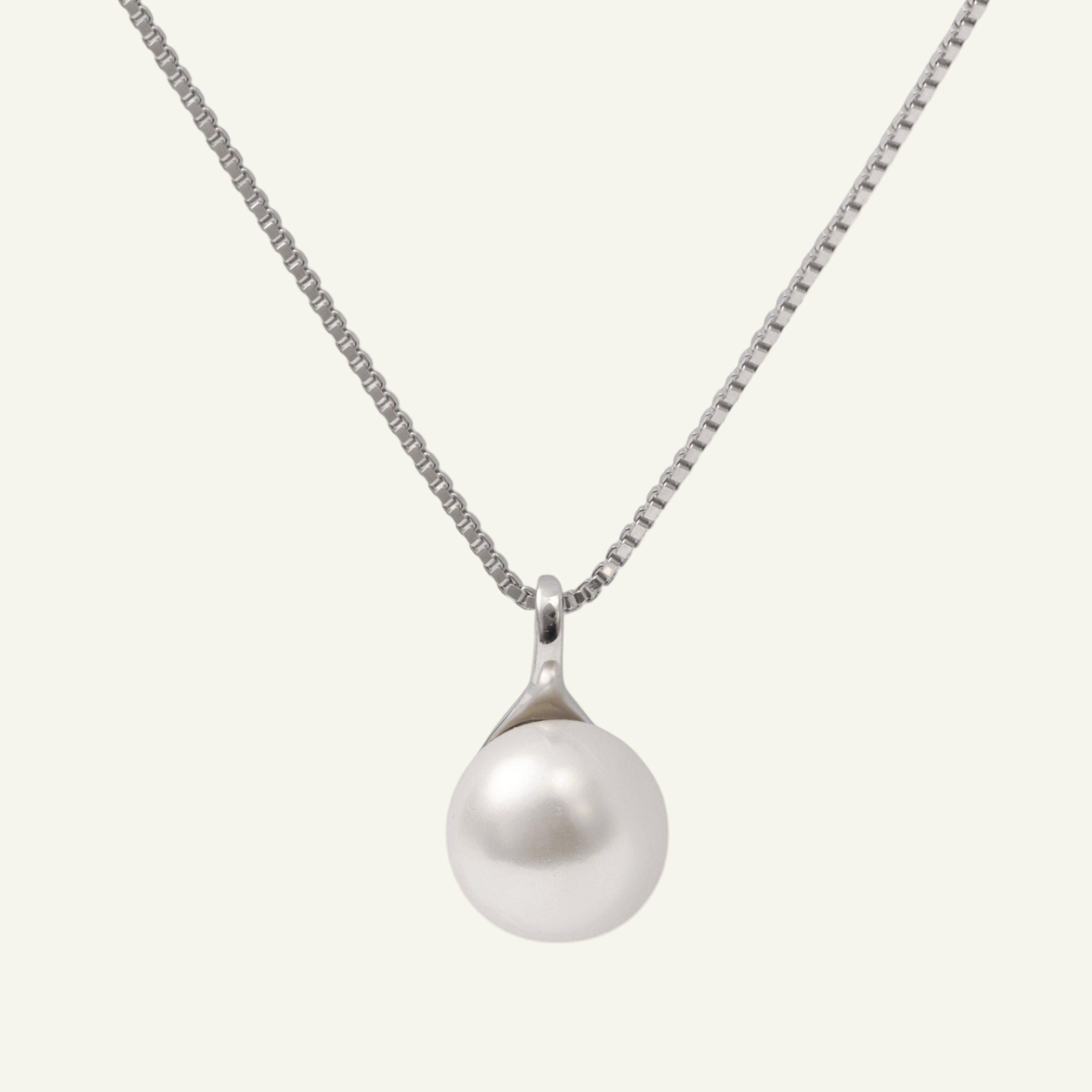 Pearl Dew Necklace